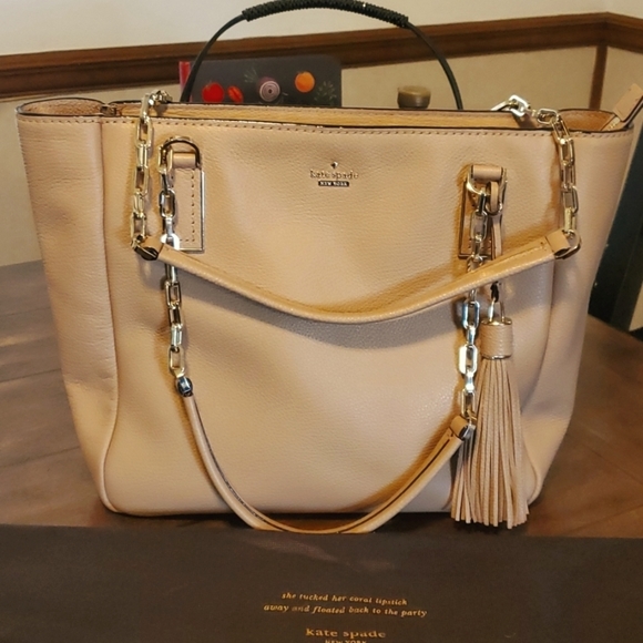 Handbags - ♠️ EUC Kate Spade Kingston Drive Vivian Tote w/ dustbag
